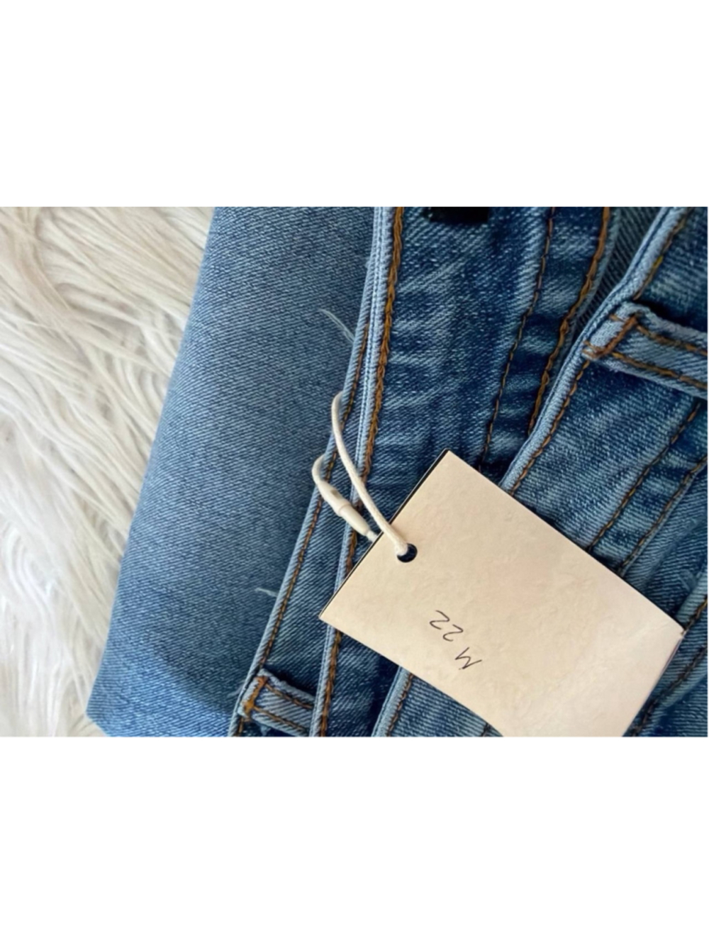 Flamingals Wash Stitch Detail Mid Rise Barrel Leg Crop Jeans M - Picture 5 of 5